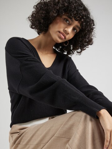 Sisley Sweater in Black