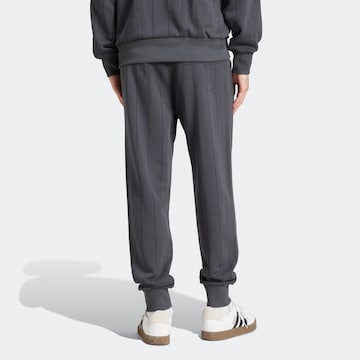 ADIDAS SPORTSWEAR Tapered Sportsbukser 'Seasonal Essentials' i grå