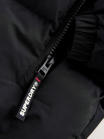 Superdry Mantel in Zwart
