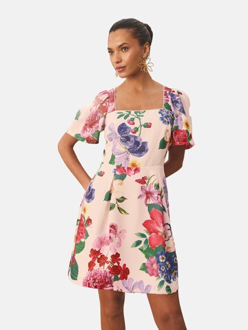 love & roses Shirt dress in Pink: front