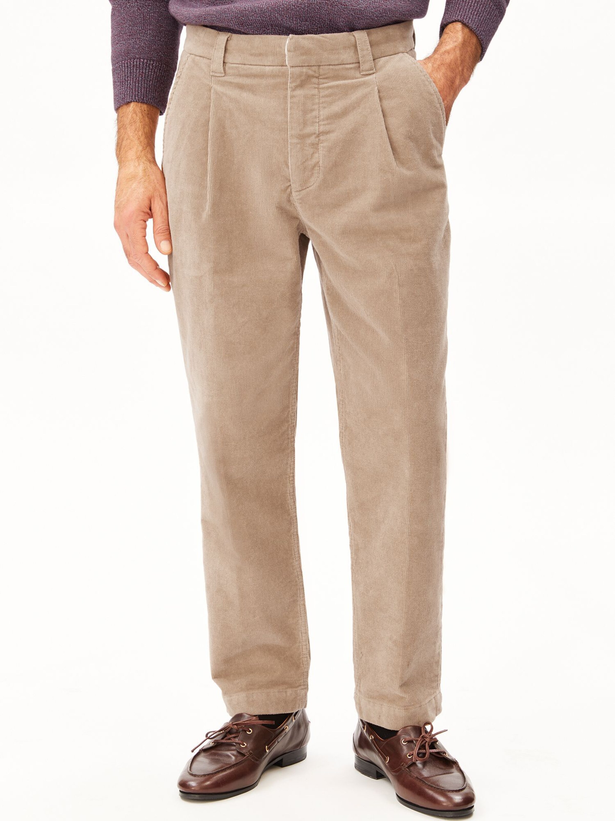 ARMEDANGELS Regular Bandplooibroek 'TAAMIR ' in Beige: voorkant