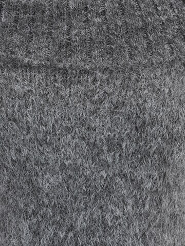 Abito in maglia di Only Maternity in grigio