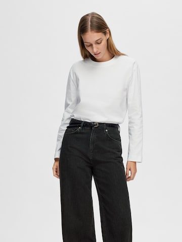 SELECTED FEMME Shirt 'Essential' in Wit: voorkant