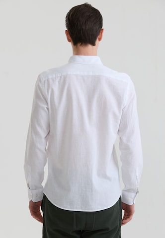 Coupe slim Chemise Felix Hardy en blanc