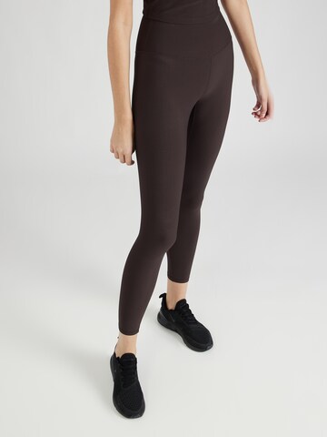 Varley Skinny Workout Pants 'Let's Move 25' in Brown: front