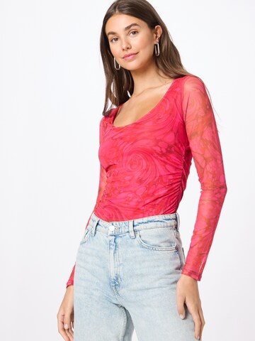 Warehouse - Camiseta 'Jemma Lewis' en rosa: frente