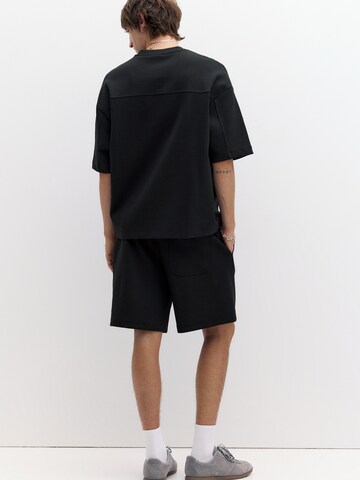 Pull&Bear Loosefit Kalhoty – černá