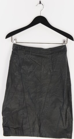 G-III Skirt in M in Grey: front