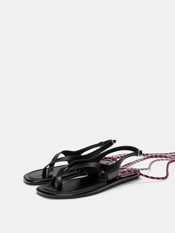 Séparateur d'orteils Pull&Bear en noir