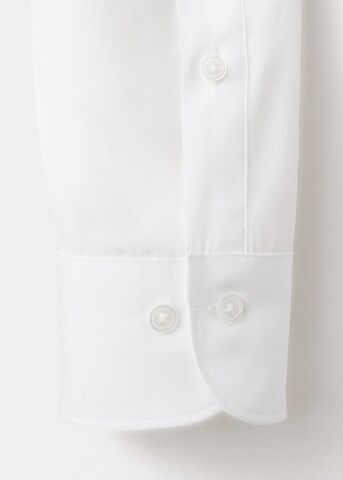 MANGO MAN Slim fit Button Up Shirt 'Emeritol' in White