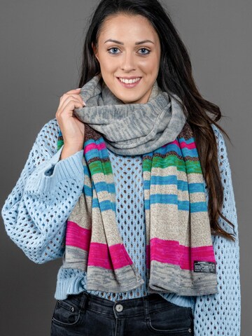 COLLEZIONE ALESSANDRO Scarf 'Bea' in Green: front