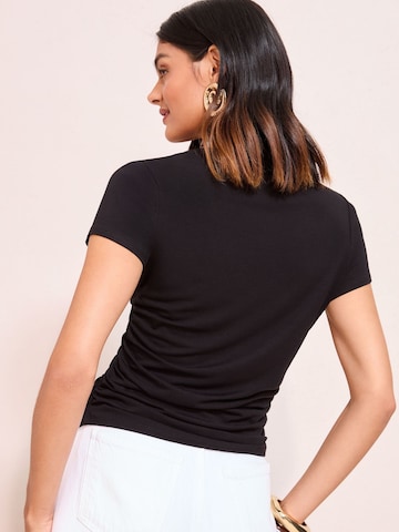 Friends Like These Shirt in Black