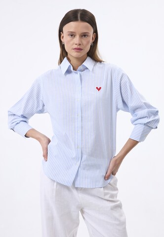 Felix Hardy Blouse in Blue: front