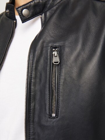 JACK & JONES Between-Season Jacket 'JJELiam' in Black