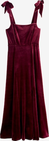 Next Iltapuku värissä punainen: etupuoli