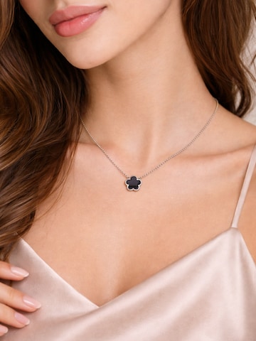 Pure Schmuck Kette 'Clover'‌‌‌‌‌ in Silber: Vorderseite