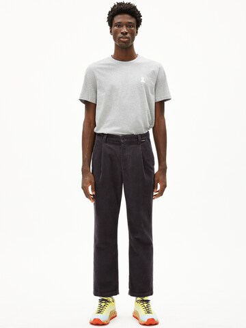 Regular Pantalon ARMEDANGELS en gris