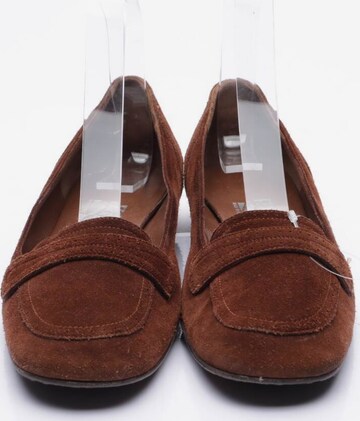 Salvatore Ferragamo Flats & Loafers in 39,5 in Brown