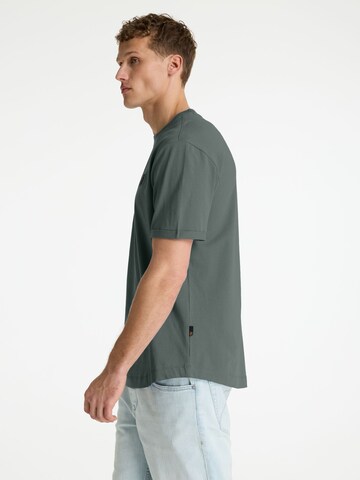 CHASIN' Shirt 'Bro' in Groen