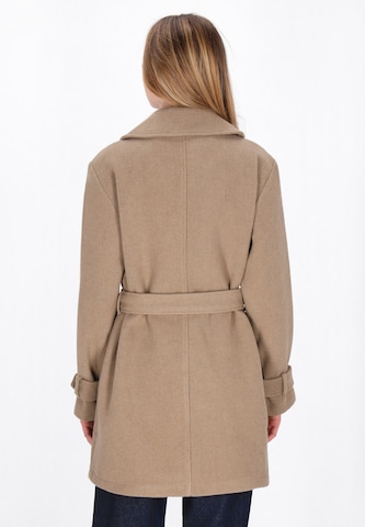 DreiMaster Vintage Between-seasons coat in Beige