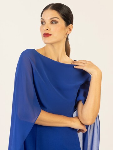 APART Kleid in Blau