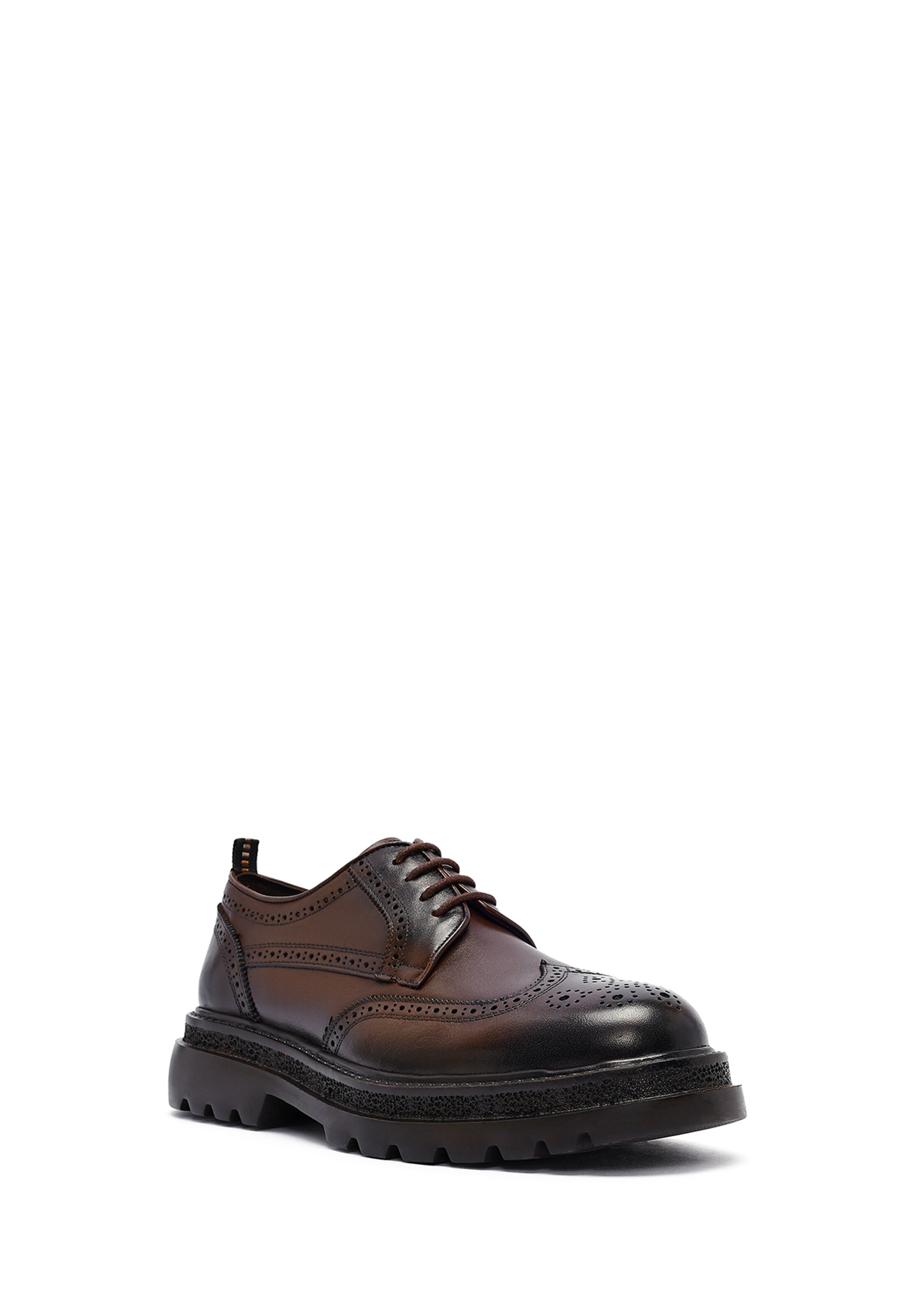 Chaussure à lacets Derimod en marron