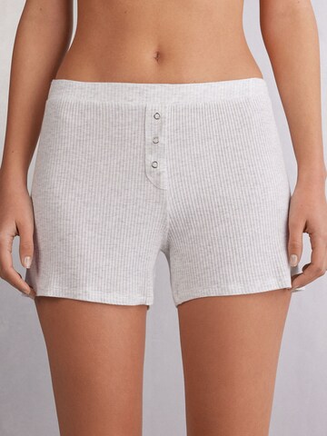 INTIMISSIMI Pyjamahose 'Chic Comfort' in Weiß: Vorderseite