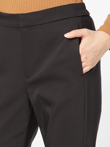 InWear - regular Pantalón de pinzas 'Zella' en negro