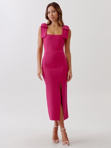 Chancery Dress 'PRESLEY' in Pink: front