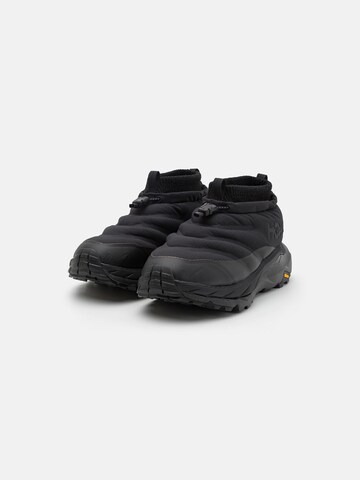 HOKA Χαμηλό παπούτσι 'KAHA 2 FROST MOC GTX' σε μαύρο