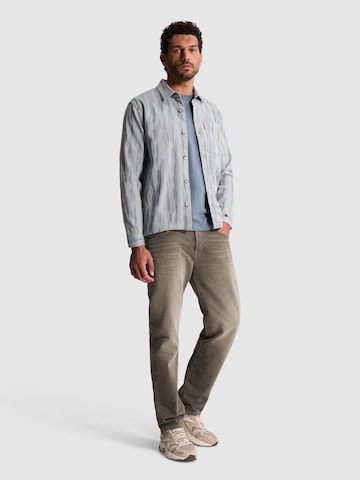 CAST IRON - Ajuste regular Camisa 'Overshirt with jacquard pattern and chest pocket' en gris