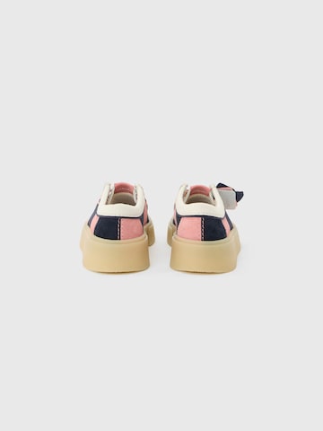Chaussure à lacets 'Torview' CLARKS en rose : derrière