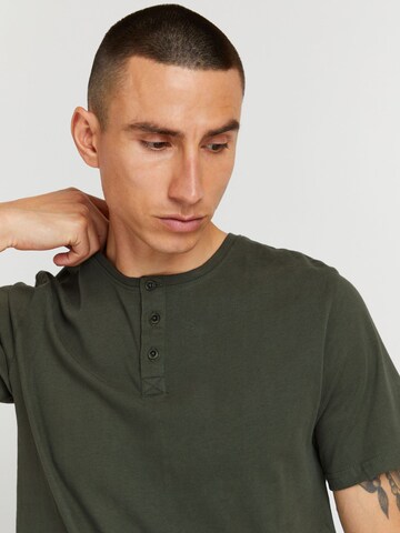 !Solid Shirt in Green