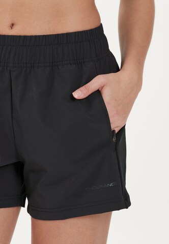 ENDURANCE Regular Funktionsshorts 'Medear' in Schwarz