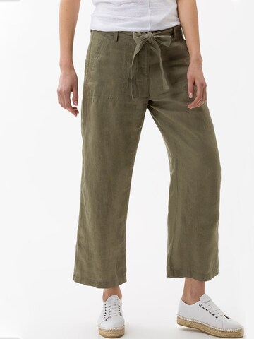 BRAX Regular Pleated Pants 'Maine S' in Green: front