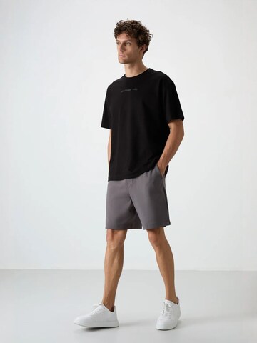Regular Pantalon Tommy Life en gris