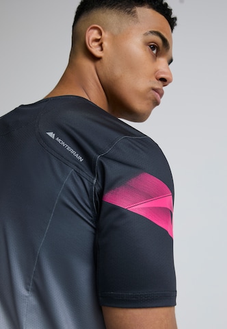 T-Shirt 'Distance' MONTERRAIN en noir