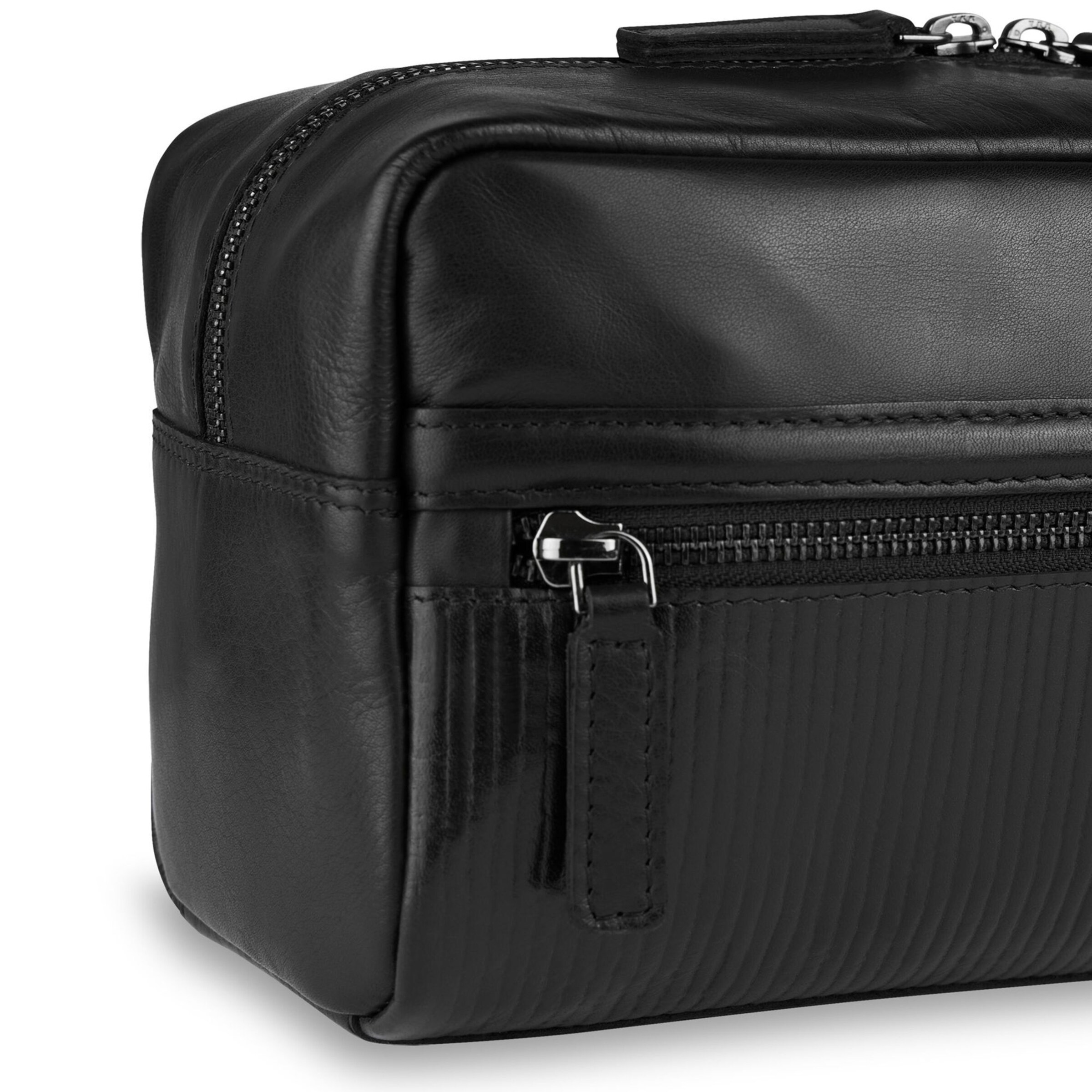 bugatti Toiletry bag in Black