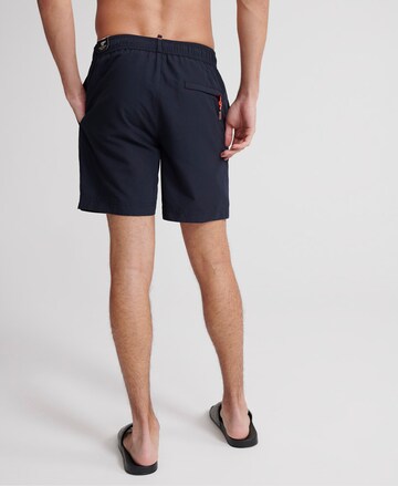 Regular Shorts de bain Superdry en noir