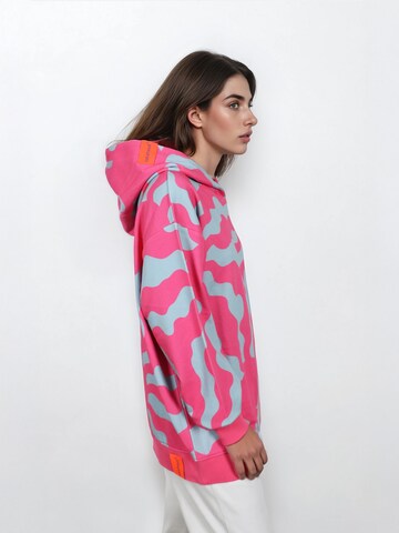 salzhaut Sweatshirt 'Vergnatzt' in Roze