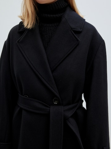 EDITED Between-Seasons Coat 'Sigrun' in Black