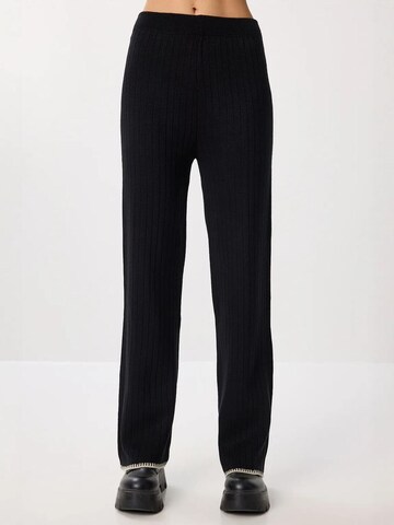 Happiness İstanbul - Calças de fato em preto