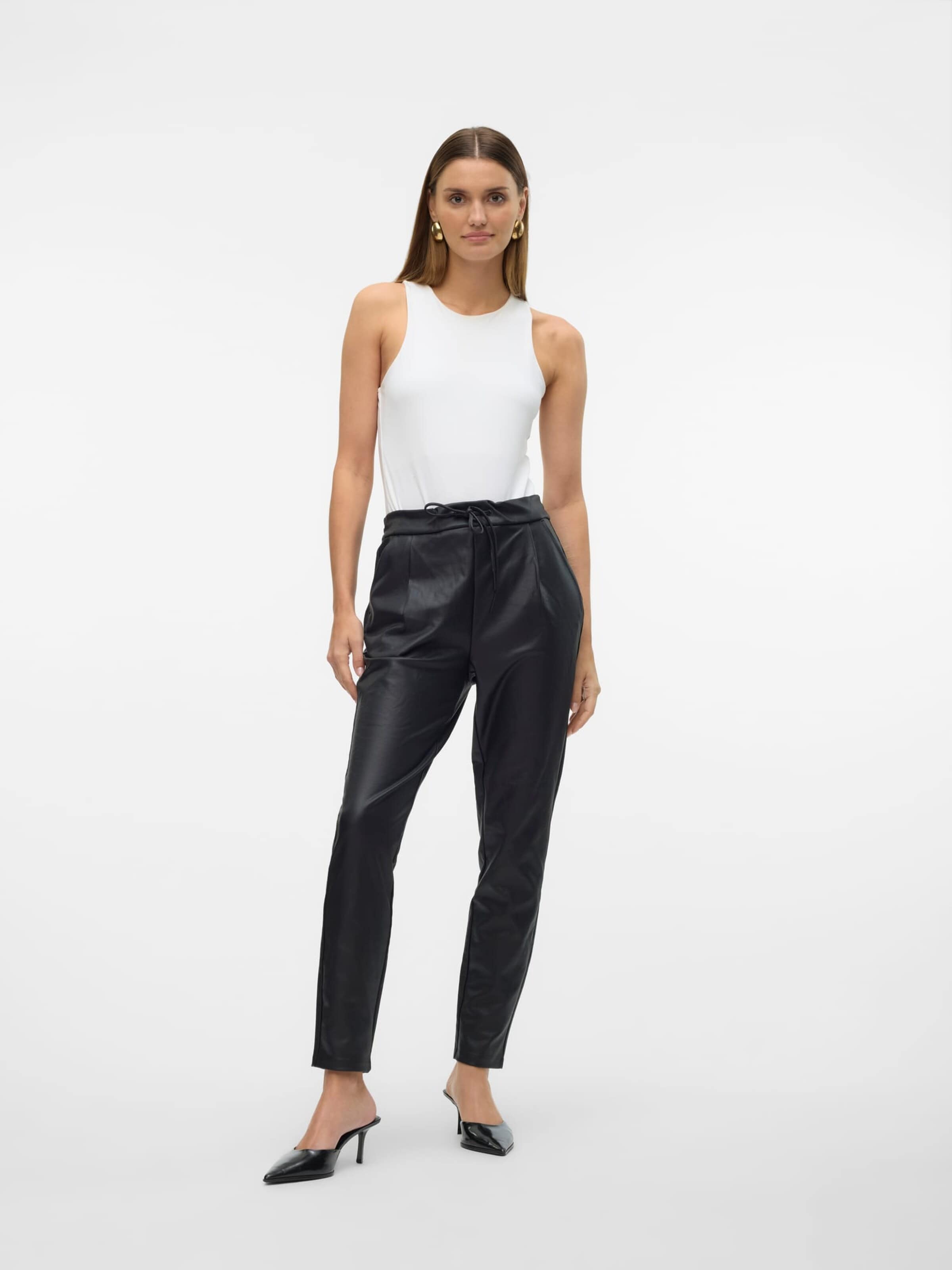 VERO MODA Baggy Trousers 'Eva' in Black: front