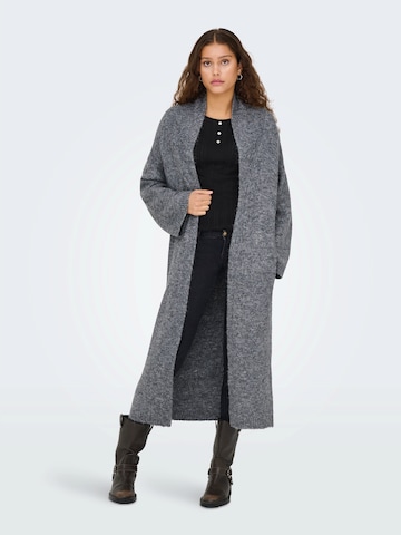 ONLY - Abrigo de punto 'ONLAZU' en gris