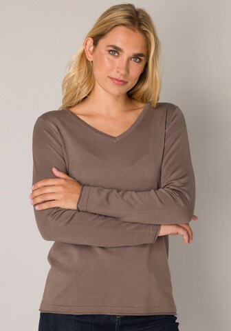 BASE LEVEL Sweater in Grey