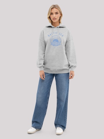 Sweat-shirt 'Baltic Sea Knut und Jan' F4NT4STIC en gris