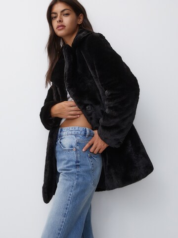 Pull&Bear Winter coat in Black