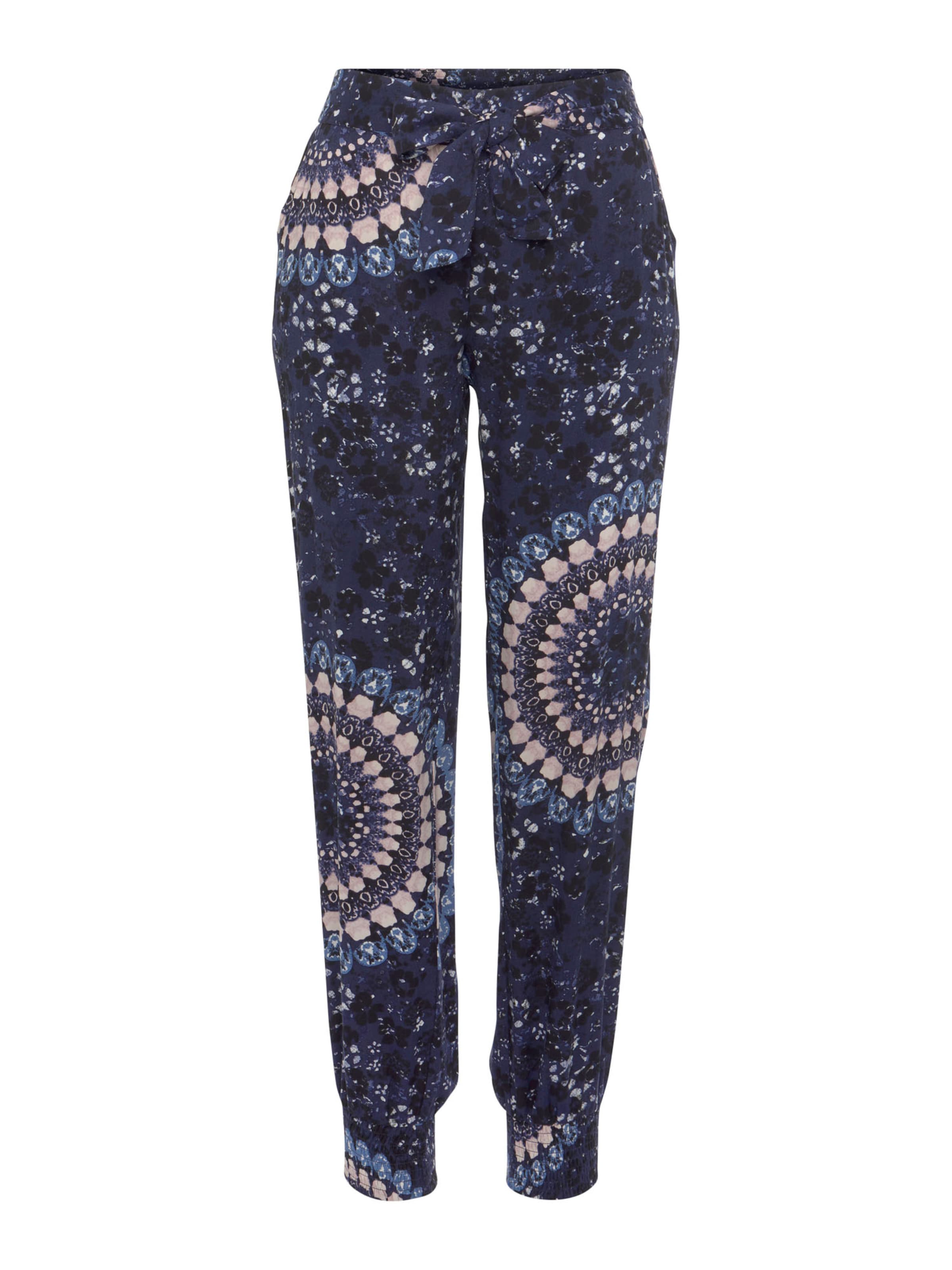 LASCANA Pantalón de pijama en crema / azul / marino / negro, Vista del producto