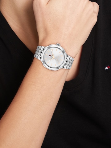 TOMMY HILFIGER Uhr 'GEORGIA' in Silber