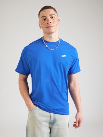 new balance - Camiseta 'Essentials' en azul: frente